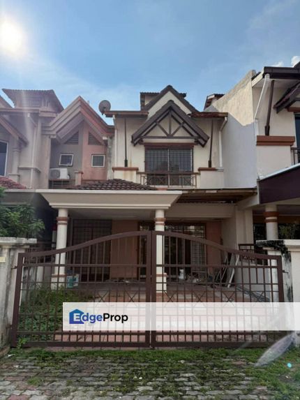 Double Storey Terrace House Taman Bukit Subang, Section U16, Shah Alam, Selangor, Shah Alam