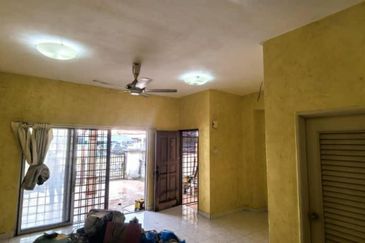 Jalan Spektrum U16 @ Taman Bukit Subang