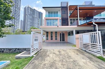 Bangi Avenue 3, Seksyen 7