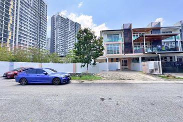 Bangi Avenue 3, Seksyen 7