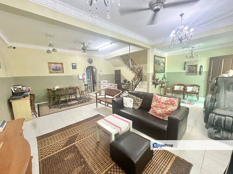 Double Storey Taman Desa Kolej Nilai, Negeri Sembilan, Nilai