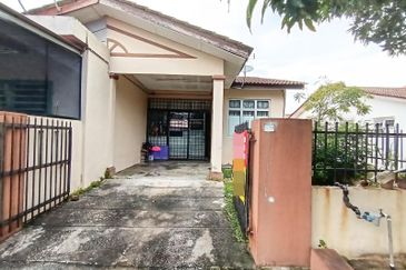 Bandar Baru Salak Tinggi