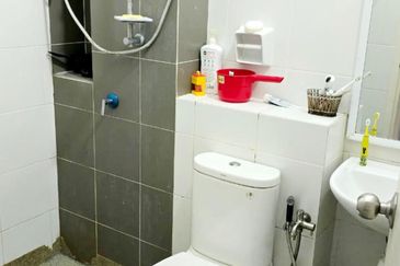 Jalan Setia Permai U13/42M