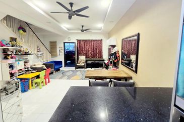 Jalan Setia Permai U13/42M