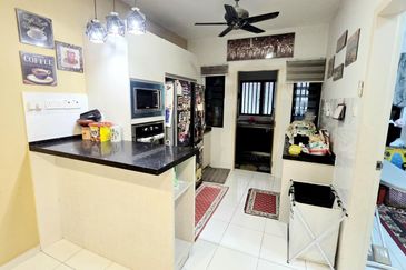 Jalan Setia Permai U13/42M