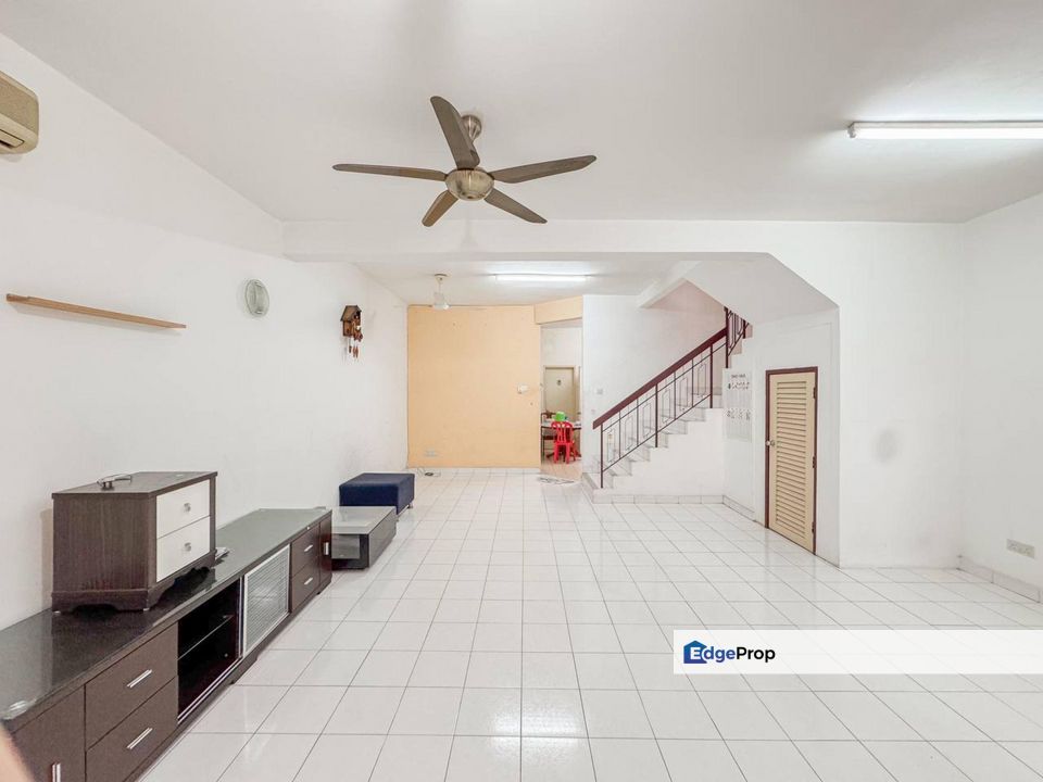 Double Storey Terrace Taman Pelangi Semenyih, Semenyih, Selangor, Semenyih