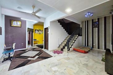 DEPAN SURAU Double Storey Terrace Taman Puncak Utama Kajang