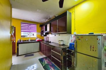 DEPAN SURAU Double Storey Terrace Taman Puncak Utama Kajang