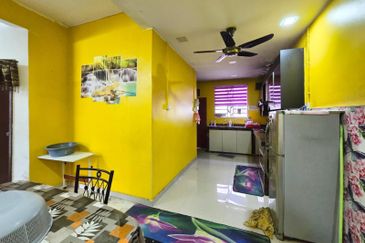 DEPAN SURAU Double Storey Terrace Taman Puncak Utama Kajang