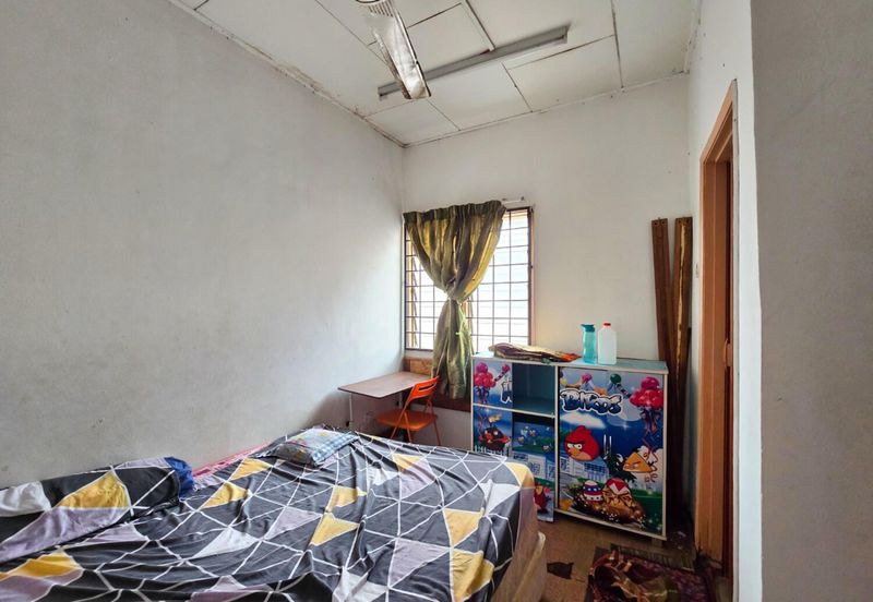 DEPAN SURAU Double Storey Terrace Taman Puncak Utama Kajang