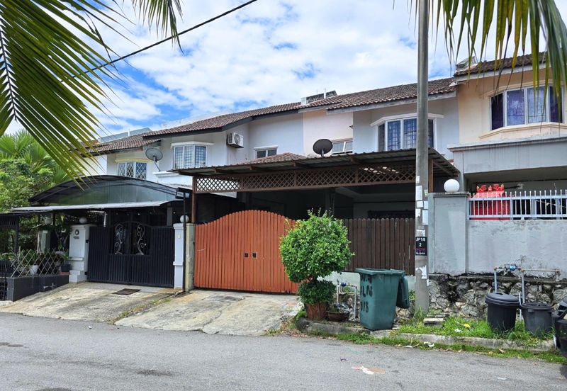 DEPAN SURAU Double Storey Terrace Taman Puncak Utama Kajang