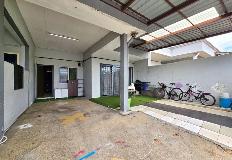 DEPAN SURAU Double Storey Terrace Taman Puncak Utama Kajang