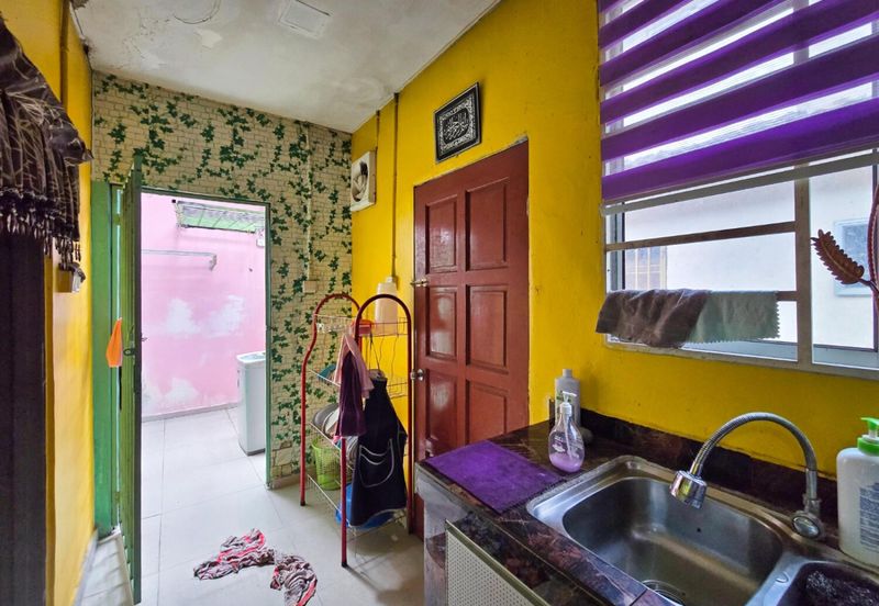 DEPAN SURAU Double Storey Terrace Taman Puncak Utama Kajang