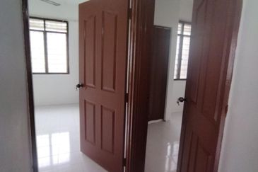 Taman Dahlia, Sepang