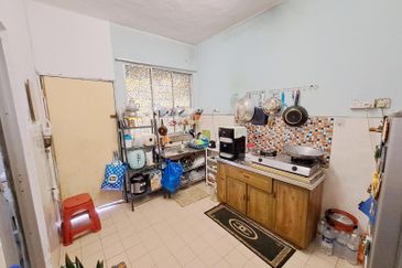 Taman Dahlia, Sepang