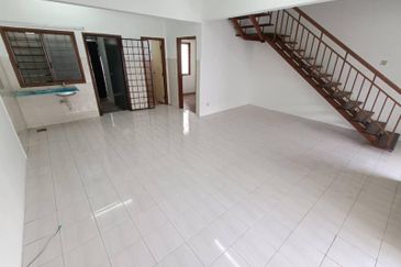 Jalan SP 7 @ Bandar Saujana Putra