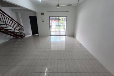 Jalan SP 7 @ Bandar Saujana Putra