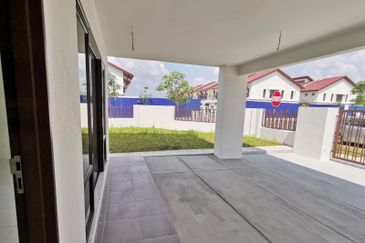 Dahlia @ Serene Heights