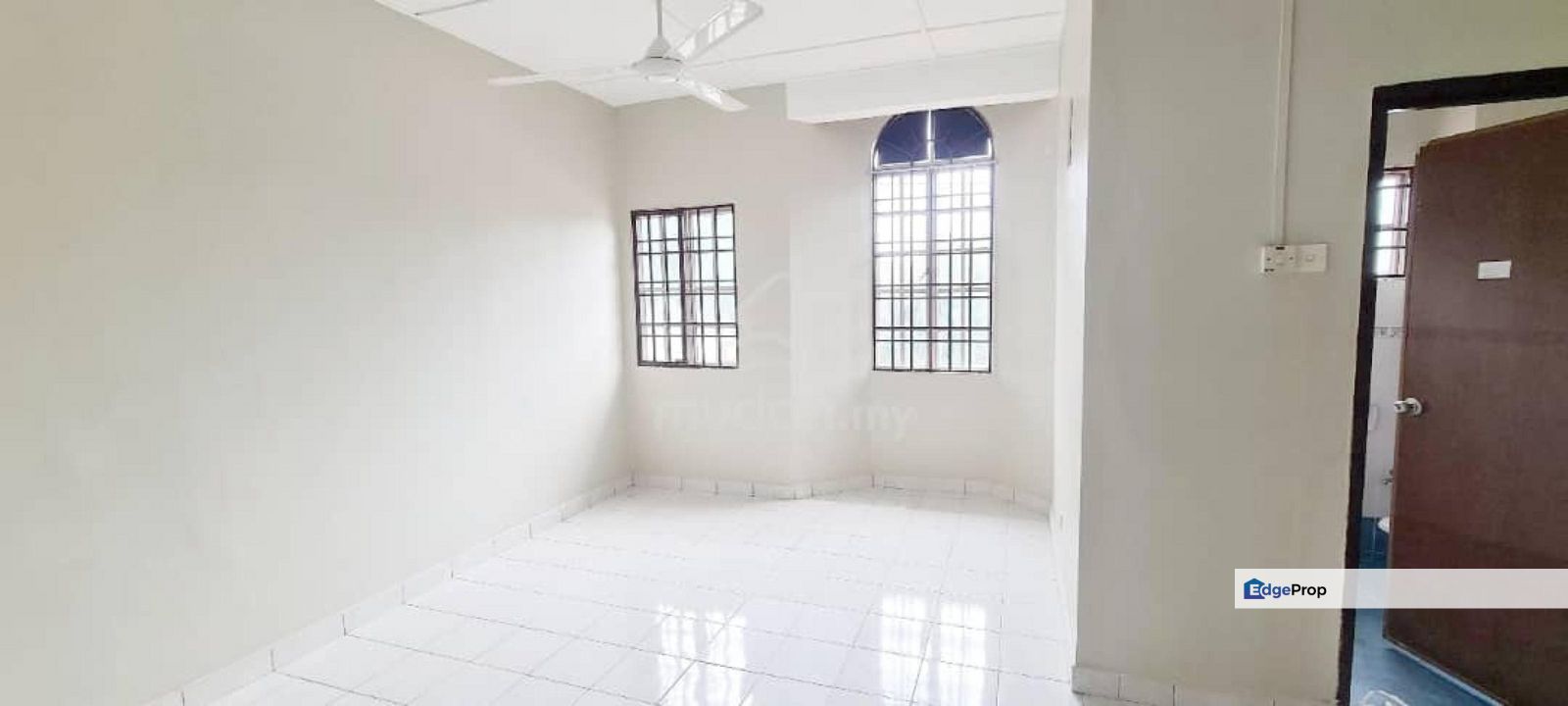 Double Storey Terrace House Bandar Puteri Klang, Selangor, Klang