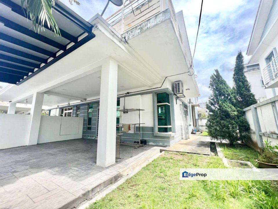 RENOVATED, PARTIALLY FURNISHED - Double Storey Semi-D Cluster, Royal Ivory 2 @ SP 10, Bandar Saujana Putra, Selangor, Bandar Saujana Putra
