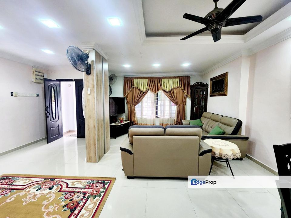 Double Storey Terrace Fully Renovated & Extended, Jalan Platinum, Seksyen 7, Shah Alam, Selangor, Shah Alam