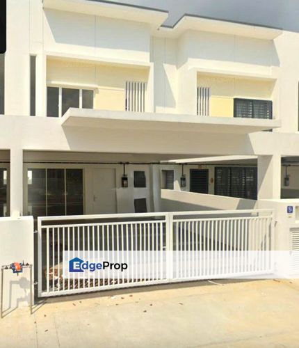 Double Storey Terrace At Suriaman 3 Bandar Seri Sendayan, Senawang, Negeri Sembilan, Seremban