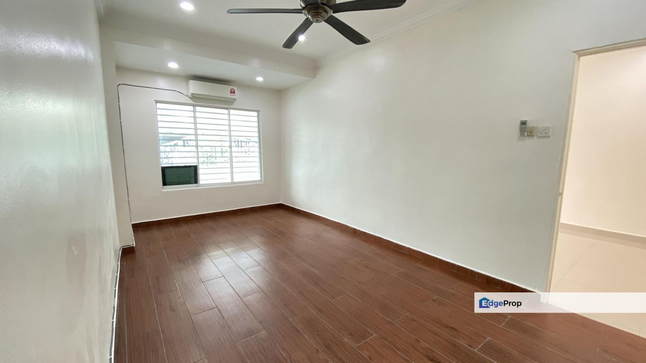 RENOVATED Single Storey Taman Kajang Utama , Selangor, Kajang