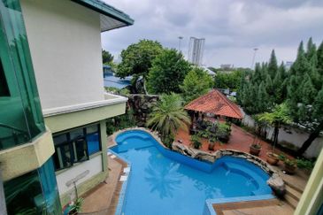 Kampung Datuk Keramat