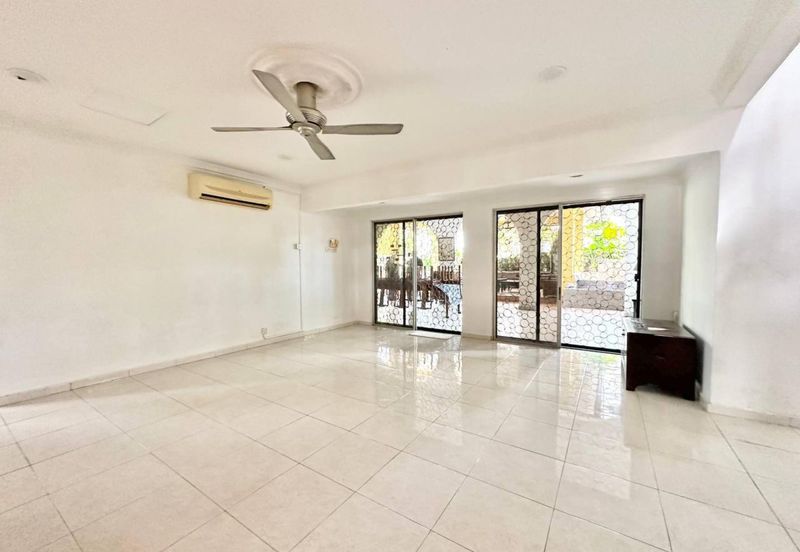 Seksyen 11, Shah Alam