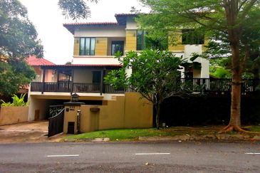 Impian Golf & Country Club