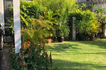 MYDiva, Perdana Lakeview East