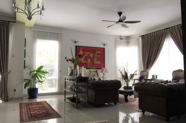 MYDiva, Perdana Lakeview East