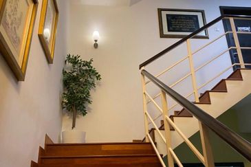 MYDiva, Perdana Lakeview East