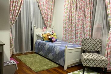 MYDiva, Perdana Lakeview East