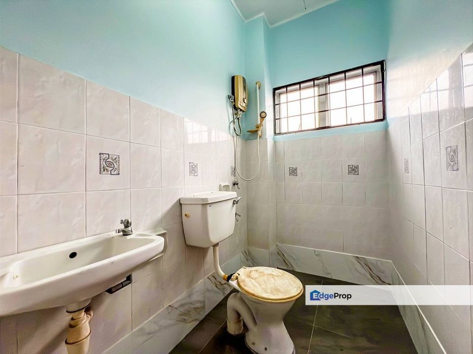 Double Storey Terrace Taman Desa Mewah @ Semenyih, Selangor, Semenyih