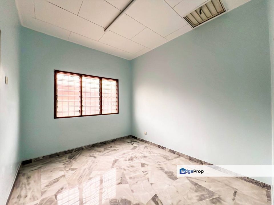 Double Storey Terrace Taman Desa Mewah @ Semenyih, Selangor, Semenyih