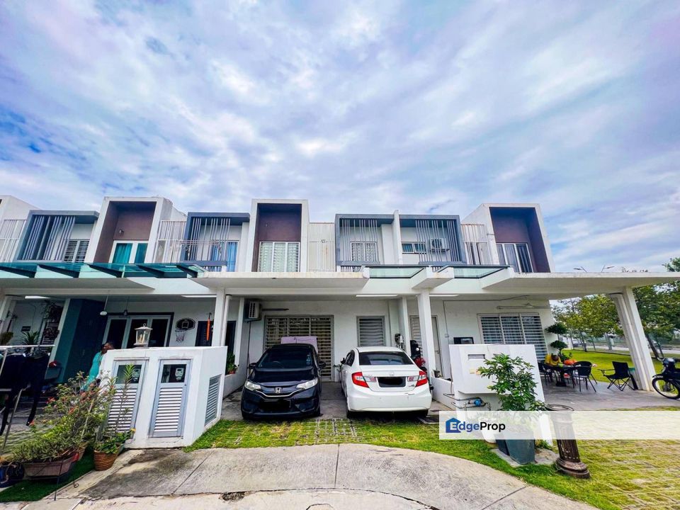 CHEAPEST 2 Storey House Casa View Cybersouth Dengkil Sepang, Selangor, Cyberjaya