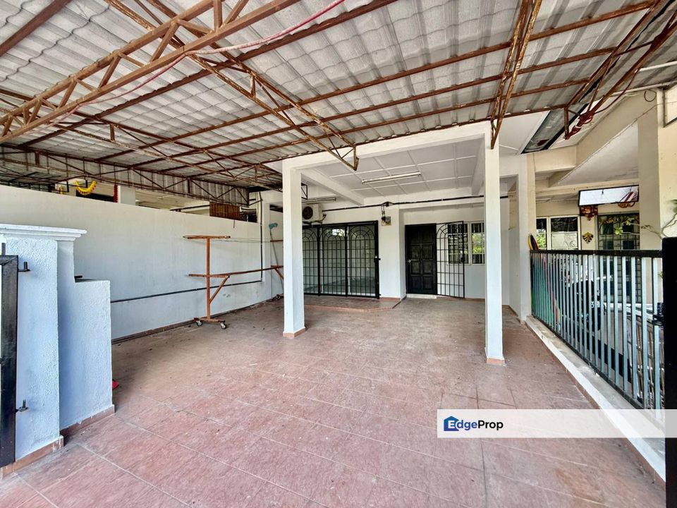 NON BUMI & NEAR COLOMBIA HOSPITAL S2 Taman Oakland Seremban 2, Negeri Sembilan, Seremban