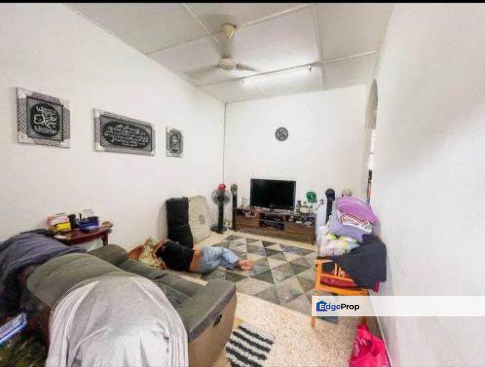 Single Storey @ TamanSemarak Nilai 2, Negeri Sembilan, Nilai