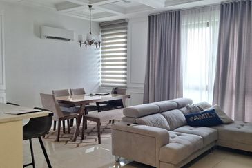 Lake Point Residence