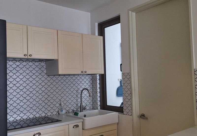 Lake Point Residence