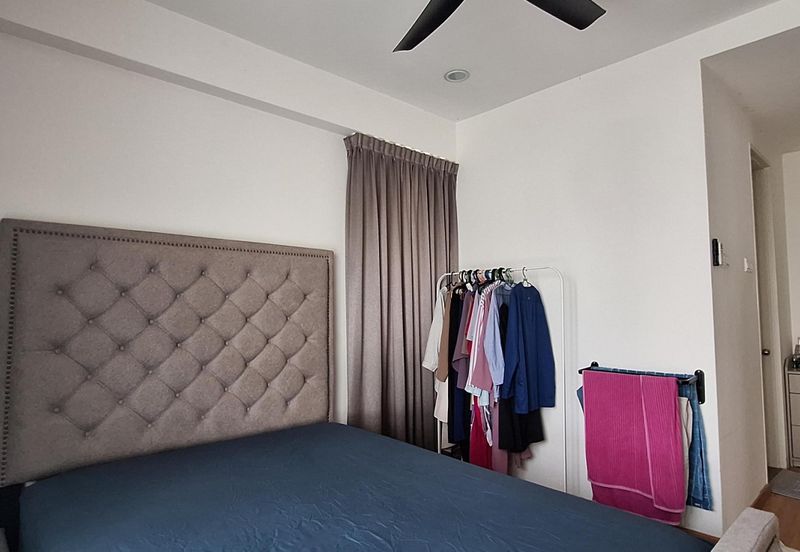 Lake Point Residence