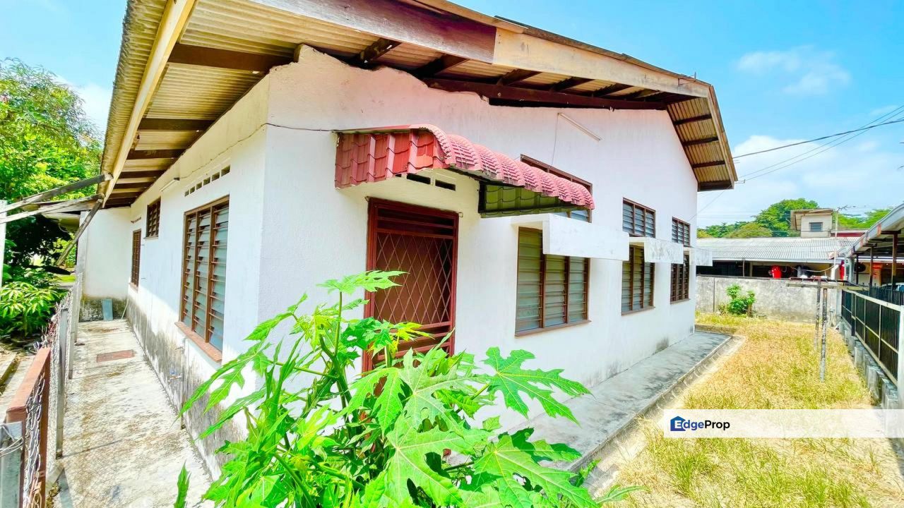 Single Storey Terrace House Taman Salak Jaya Kuala Lumpur, Kuala Lumpur, Salak Selatan