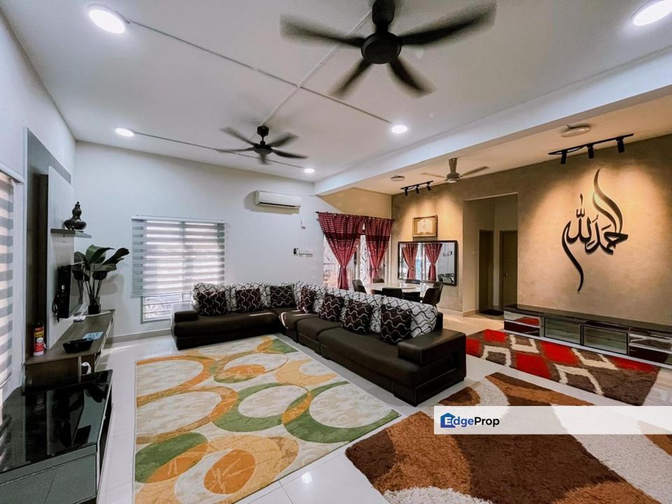 SEMI-D FULLY FURNISH UNTUK DIJUAL – SEMI D DOUBLE STOREY JALAN ANGGERIK EMAS BANDAR TEKNOLOGI KAJANG, Selangor, Semenyih