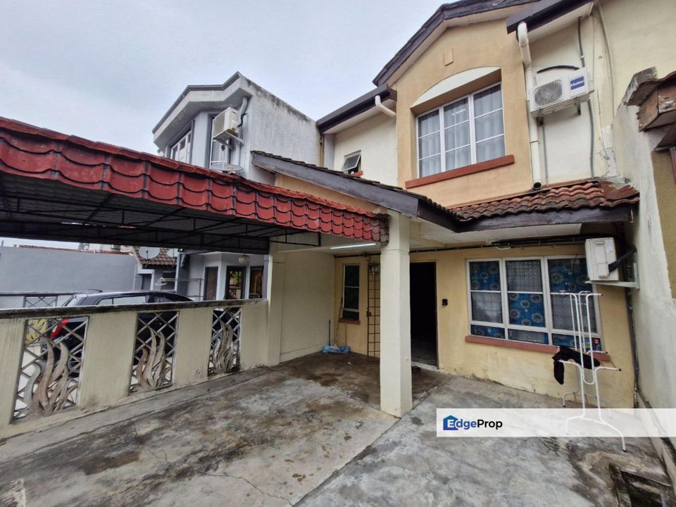 2 STOREY HOUSE - FULLY FURNISHED BANDAR BUKIT MAHKOTA, BANGI/KAJANG, Selangor, Kajang