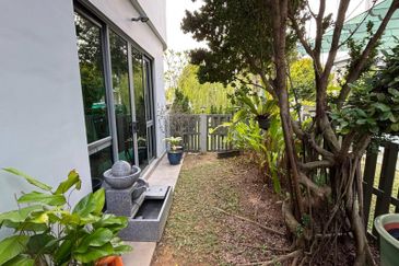 Lepironia Gardens, Setia Eco Glades