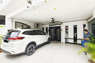Fully Extended Taman Selayang Indah Double Storey Terrace