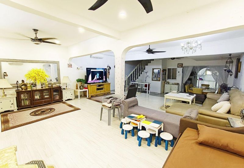 Fully Extended Taman Selayang Indah Double Storey Terrace