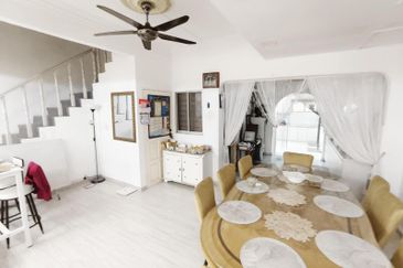 Fully Extended Taman Selayang Indah Double Storey Terrace