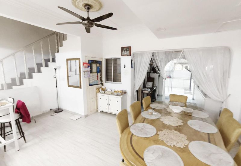 Fully Extended Taman Selayang Indah Double Storey Terrace